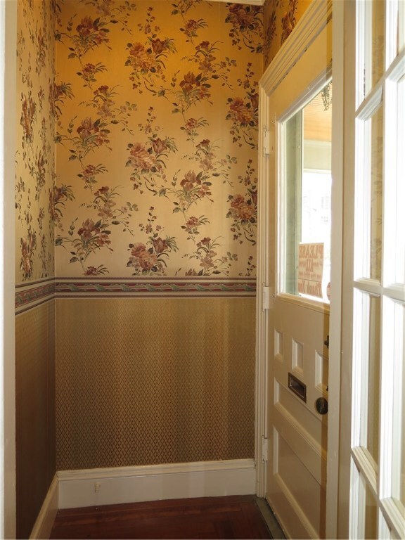 19 Pitman St, Providence, RI 02906 - photo 4