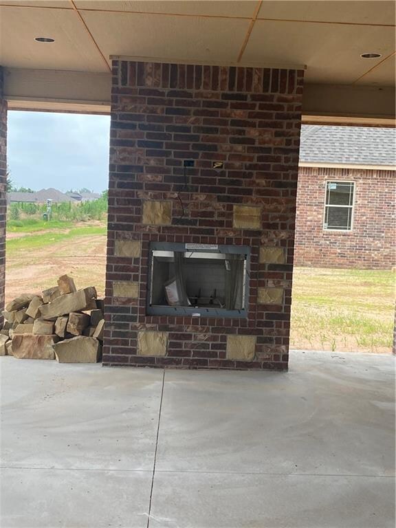 1318 Kimberlin Ln, Tuttle, OK 73089 - photo 2