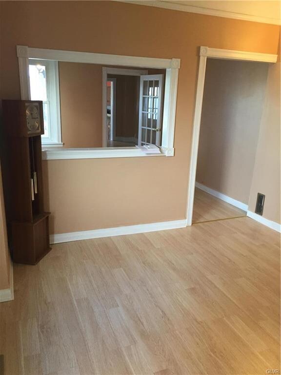 736 Hanover Ave, Allentown, PA 18109 - photo 7