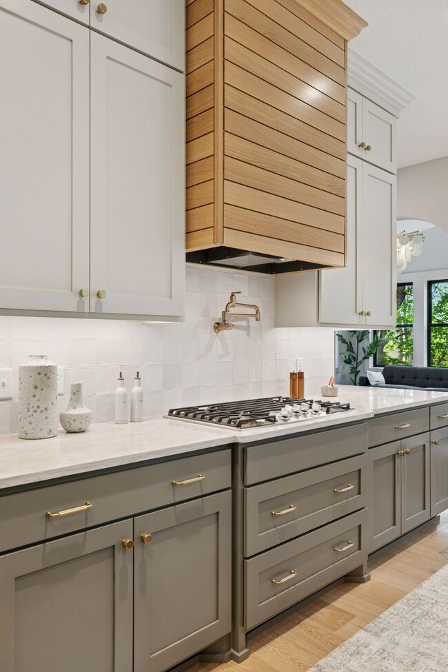 Gourmet Kitchen Details *photo of like home