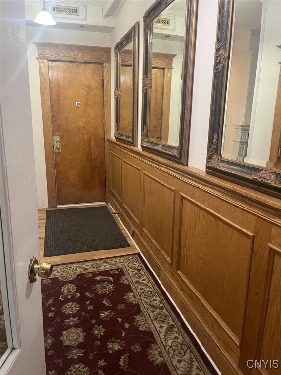 1108 Madison St unit 1, Syracuse, NY 13210 - photo 4