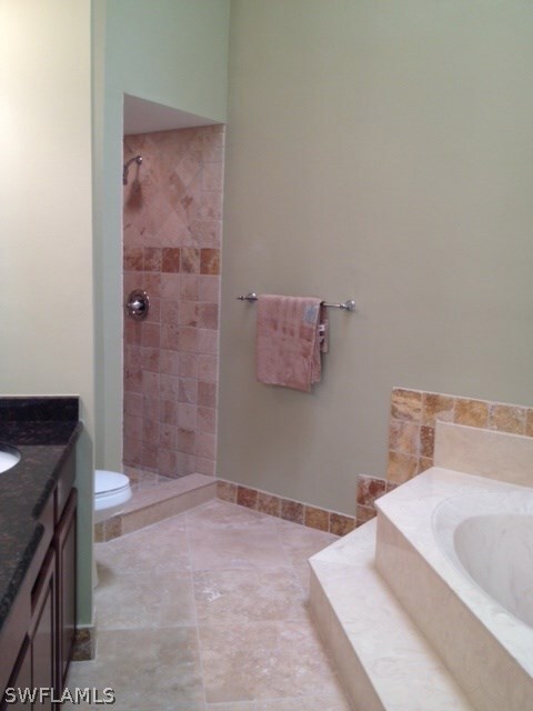 7130 Golden Eagle Ct unit 324, Fort Myers, FL 33912 - photo 7