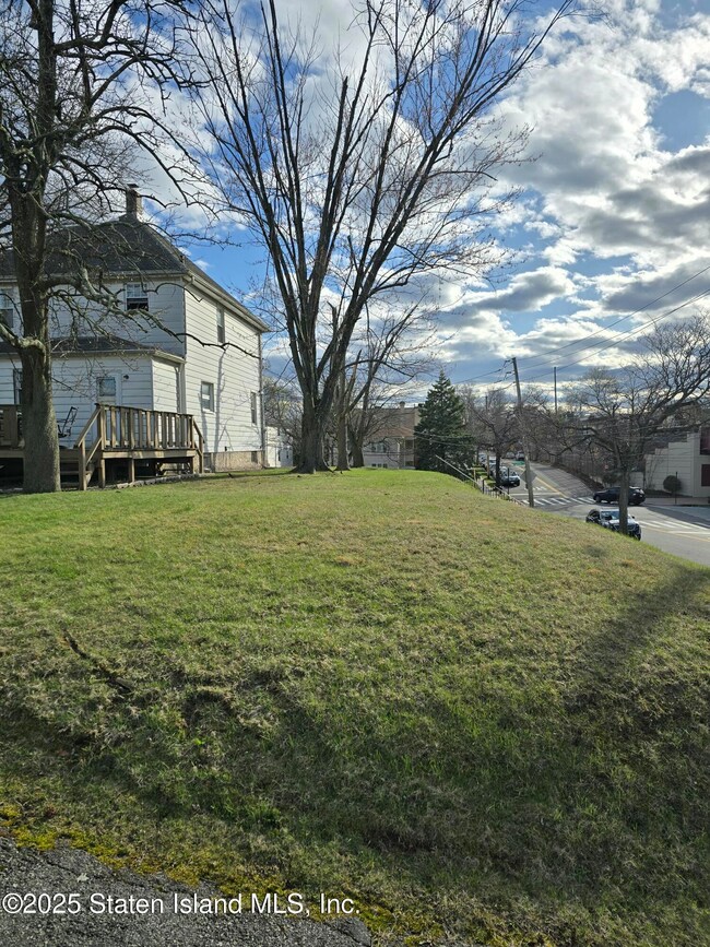 57 Justin Ave, Staten Island, NY 10306 - photo 3
