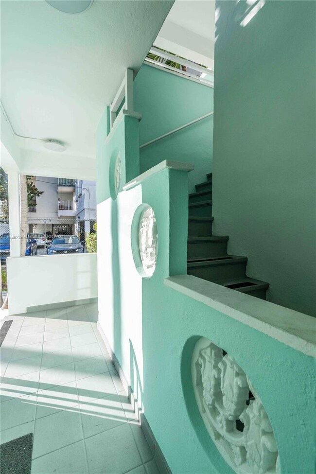6838 Abbott Ave unit 5, Miami Beach, FL 33141 - photo 5