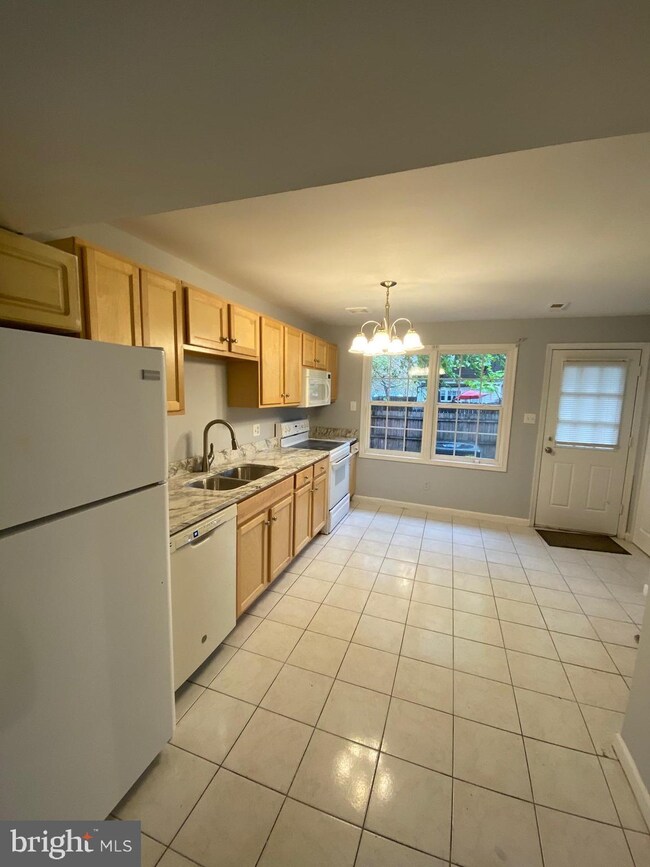 1901 Arwell Ct, Severn, MD 21144 - photo 5