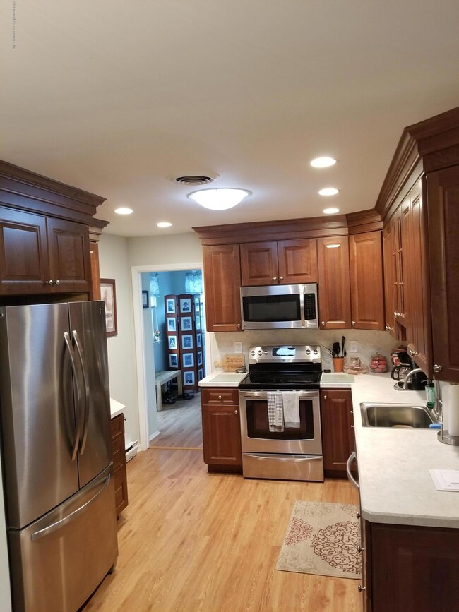 14 Greenleaf St, Whiting, NJ 08759 - photo 6