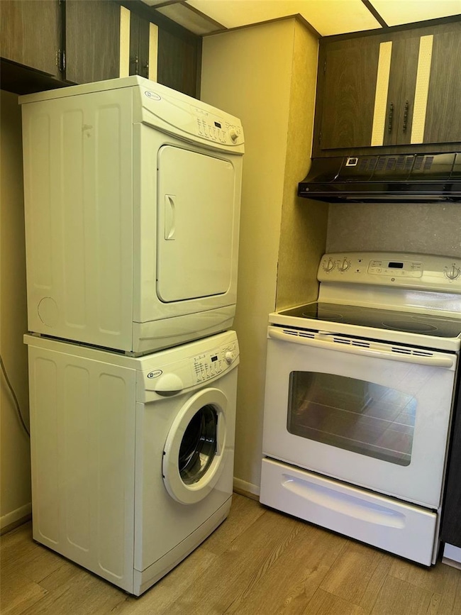 210 Elliot Ave unit 135, Sarasota, FL 34232 - photo 3