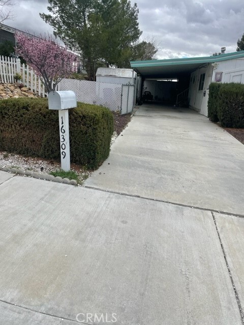 16309 Trinidad Dr, Victorville, CA 92395 - photo 4