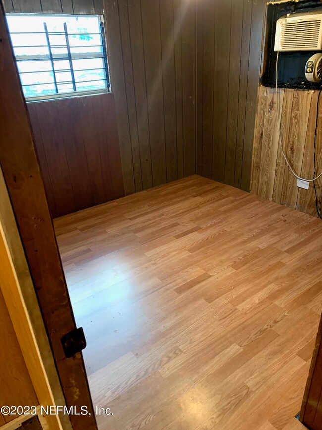 3113 Frances Ave, Jacksonville, FL 32218 - photo 2