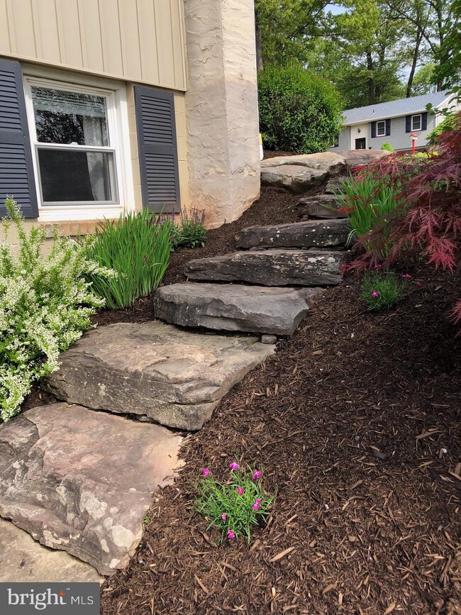 24 E Summit Dr, Stevens, PA 17578 - photo 5