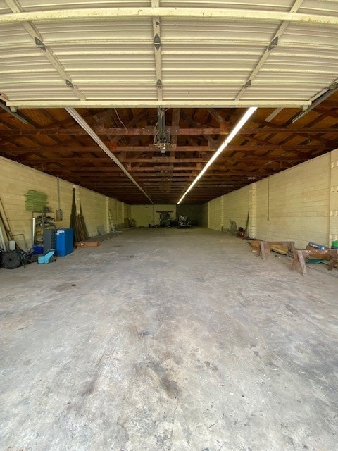 Top Floor Warehoues / Garage