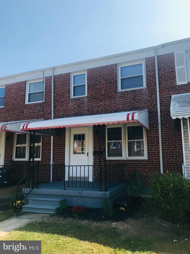 2110 Graythorn Rd, Middle River, MD 21220 - photo 2