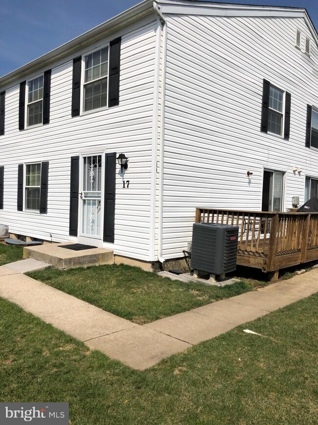 17 Coliston Rd, Reisterstown, MD 21136 - photo 2