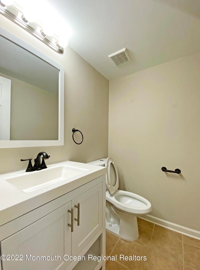 1/2 Bath