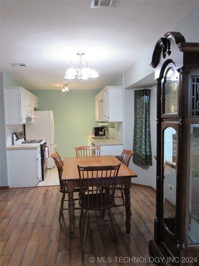 6366 S 30th West Ave, Tulsa, OK 74132 - photo 6