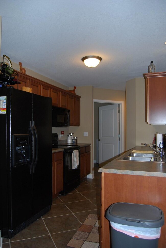 Kitchen Pic 1