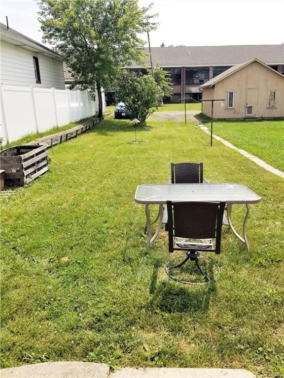 506 W Broad St, Quakertown, PA 18951 - photo 5