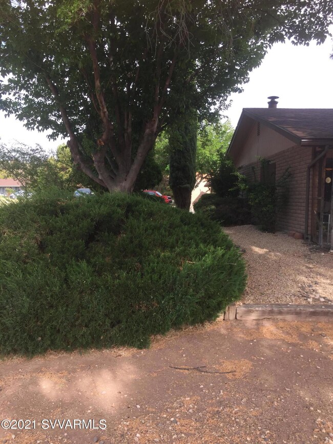 7CBD5F02-1B9F-4A27-BBC7-D9EB5E57D037