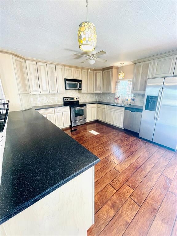 386 Coyote Trail, Rhome, TX 76078 - photo 5