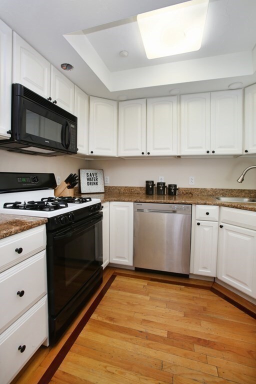 55 I St unit 1, Boston, MA 02127 - photo 4