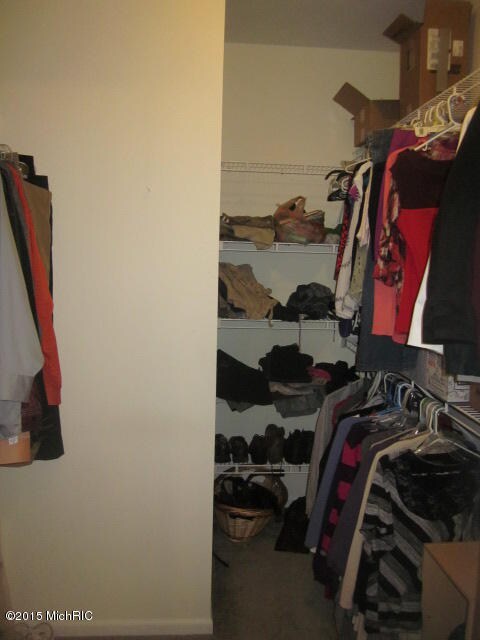 12317 Bowens Mill Rd, Wayland, MI 49348 - photo 7