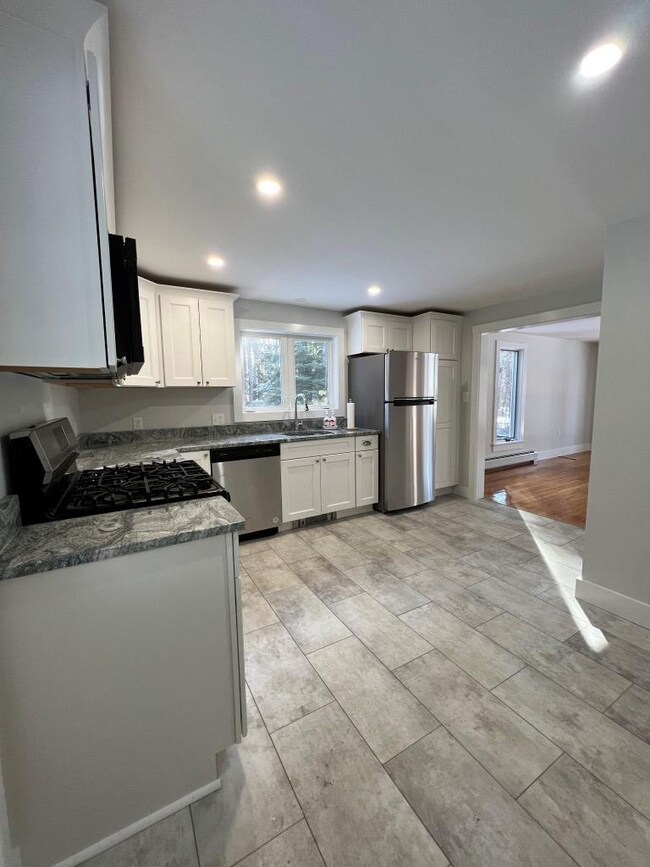 188 Royalston Rd, Fitzwilliam, NH 03447 - photo 5