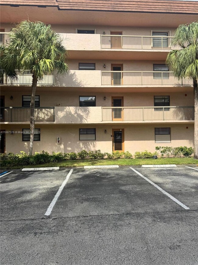 4960 E Sabal Palm Blvd unit 203, Tamarac, FL 33319 - photo 3