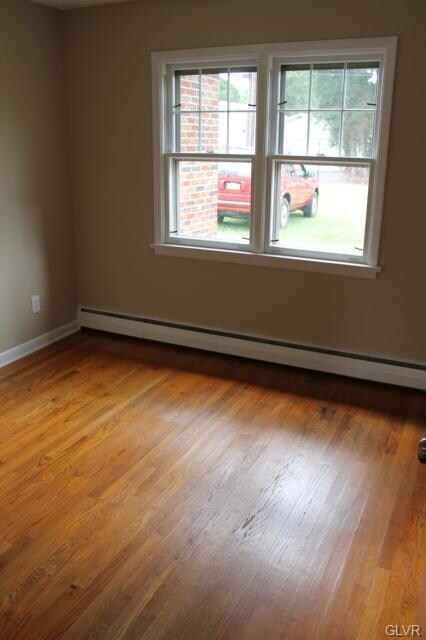 BEDROOM #1