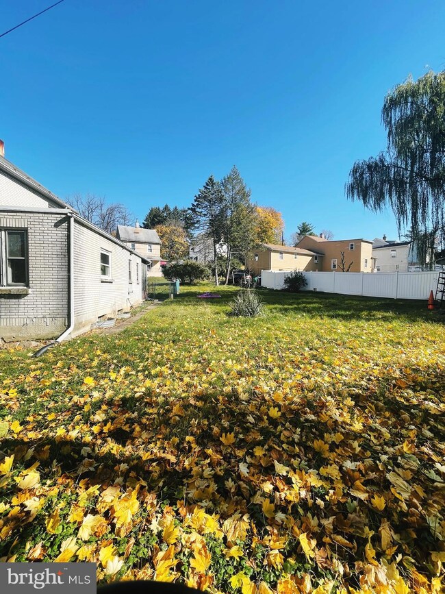 528 N Carlisle St unit 534, Allentown, PA 18109 - photo 3