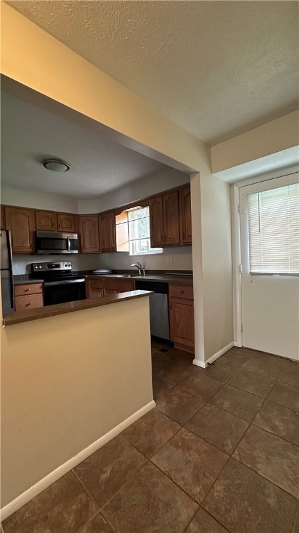 201 Kendall Ln, Bethel Park, PA 15102 - photo 6