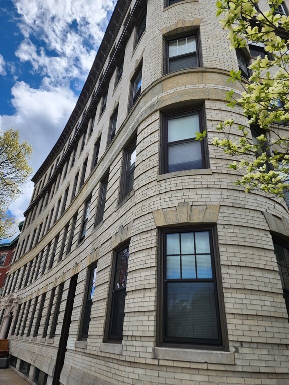 5 Braemore Rd unit 5, Brighton, MA 02135 - photo 3