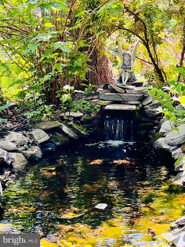 3200 Parkside Dr, Baltimore, MD 21214 - photo 6