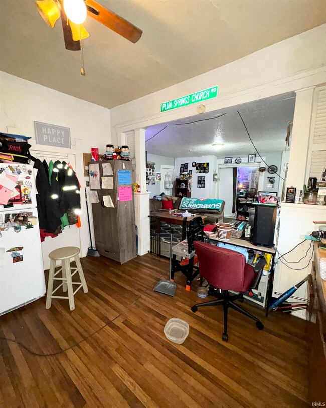 2124 S Walnut St, Muncie, IN 47302 - photo 4