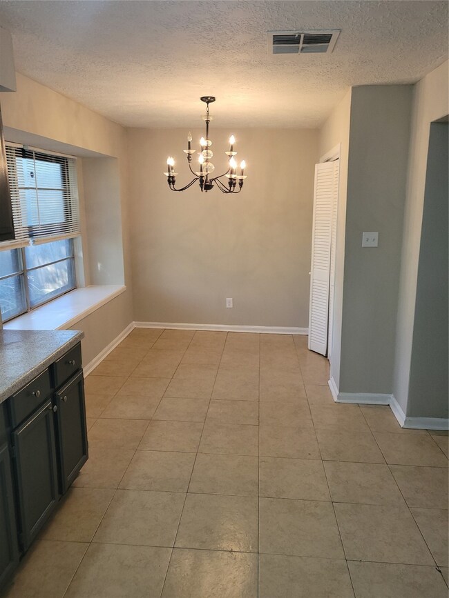 15810 Boonridge Rd, Houston, TX 77053 - photo 5