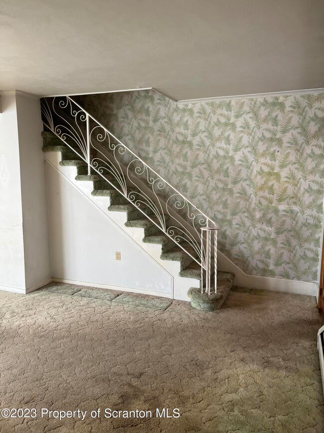 34 Amherst Ave, Wilkes Barre, PA 18702 - photo 6