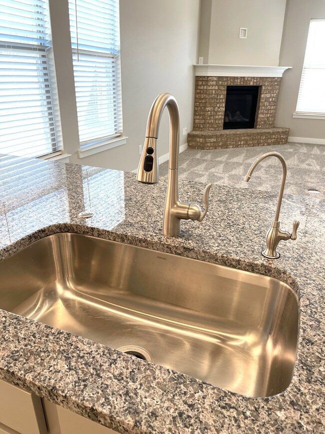 1216 E 93rd St, Odessa, TX 79765 - photo 6