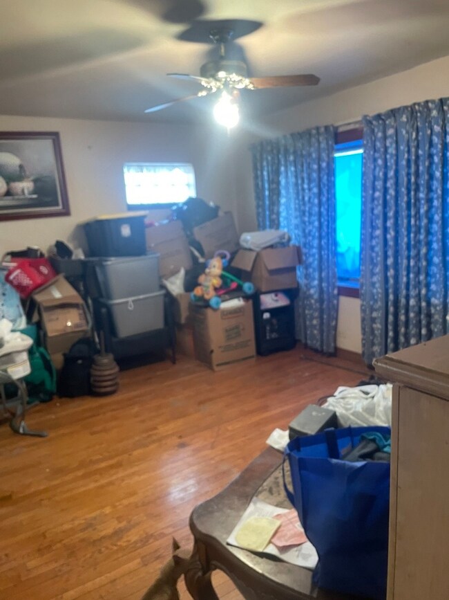 7851 Suburban Ln, Bridgeview, IL 60455 - photo 7