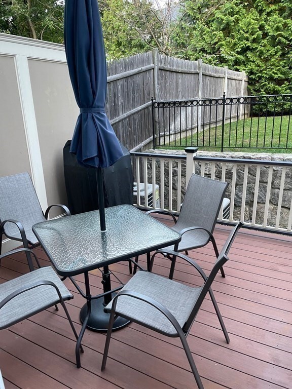 472 Lowell Ave unit 472, Newton, MA 02460 - photo 7