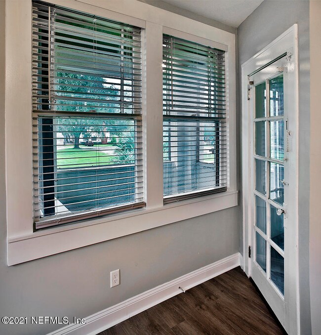 3012 Park St unit 4, Jacksonville, FL 32205 - photo 6