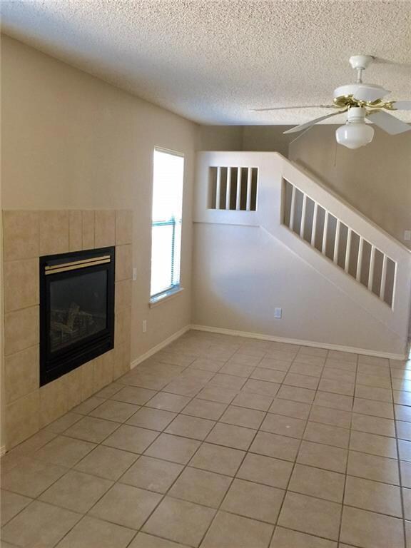 1600 Hartsdale Dr unit B, Horizon City, TX 79928 - photo 3