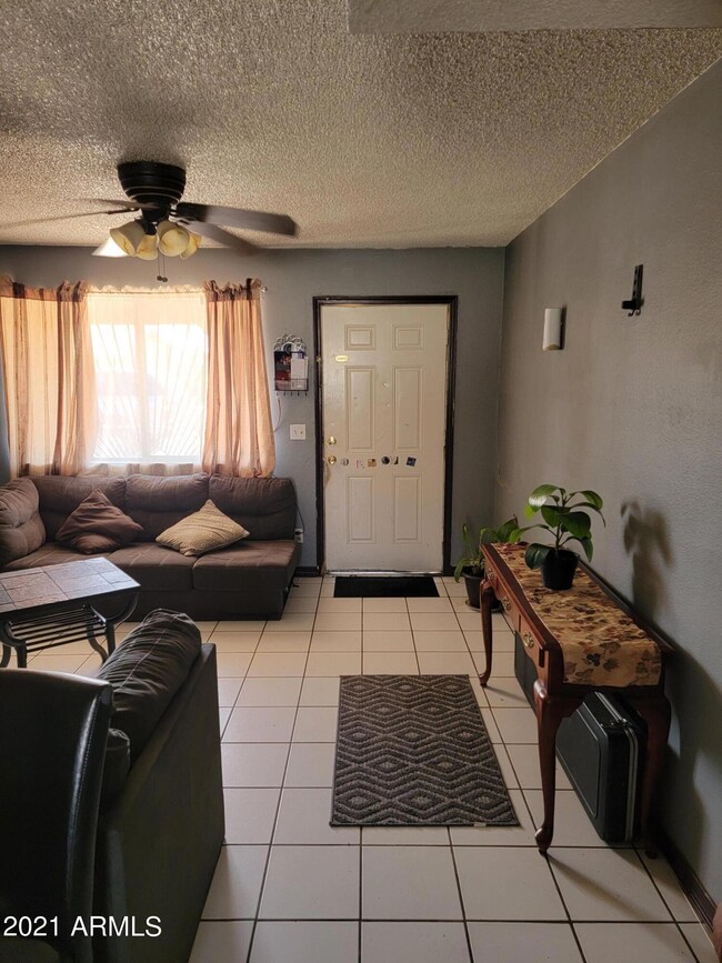 2523 N 58th Ln, Phoenix, AZ 85035 - photo 4