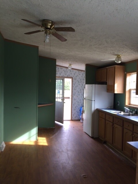 106 Cedar Ave, Rutland, VT 05701 - photo 5