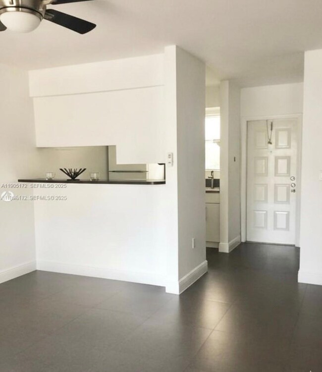 Le Phare Condominiums unit 30C, Key Biscayne, FL 33149 - photo 4