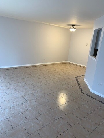 4150 Williamsburg Ct unit 101, Glenview, IL 60025 - photo 4