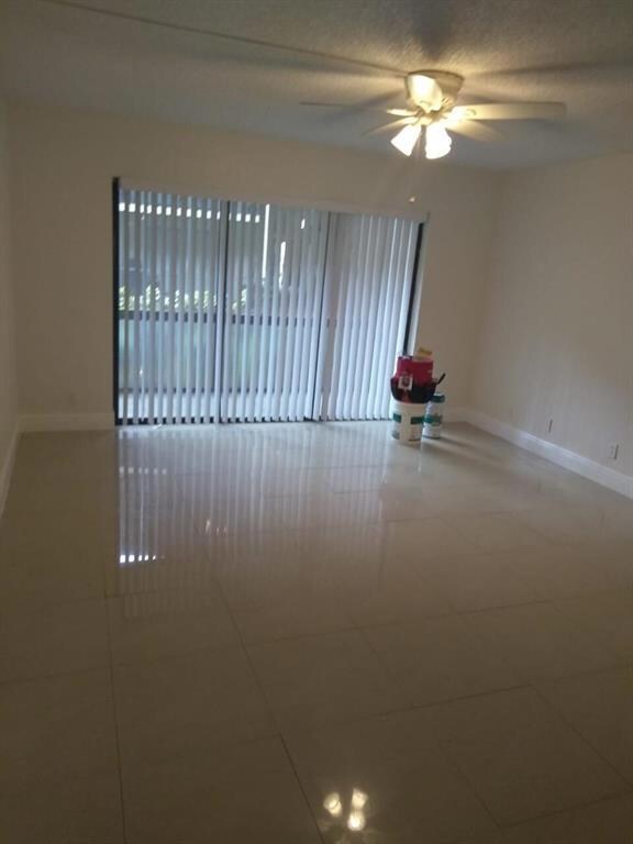201 Foxtail Dr unit G1, Greenacres, FL 33415 - photo 2