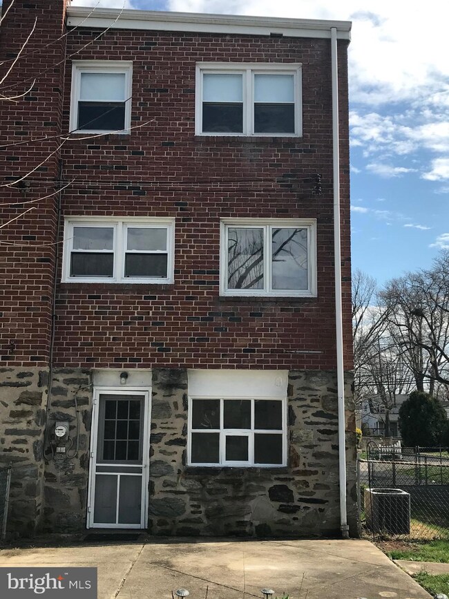 1019 Lawnton Terrace, Glenolden, PA 19036 - photo 3