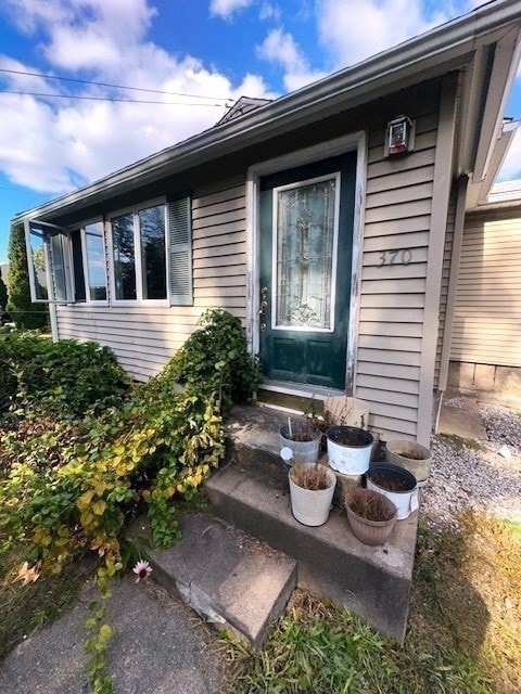 370 Chapin St, Ludlow, MA 01056 - photo 3