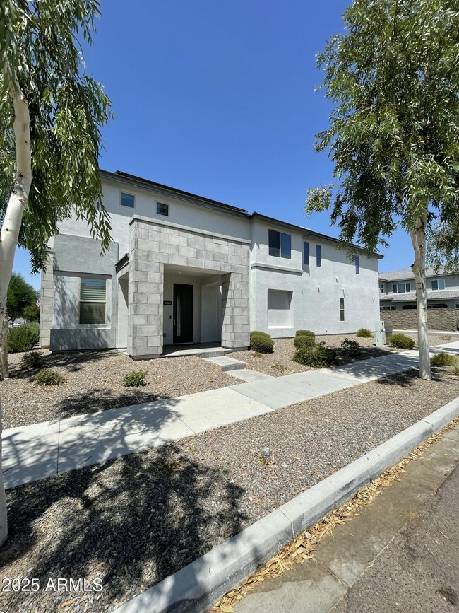 25710 N 20th Ln, Phoenix, AZ 85085 - photo 3