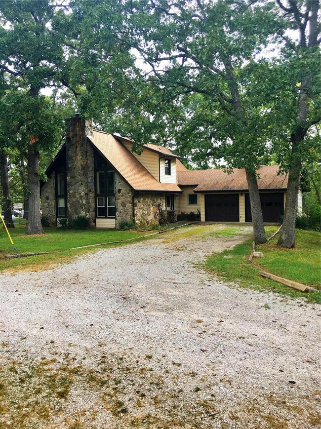 21570 Hatch Dr, Dixon, MO 65459 - photo 2