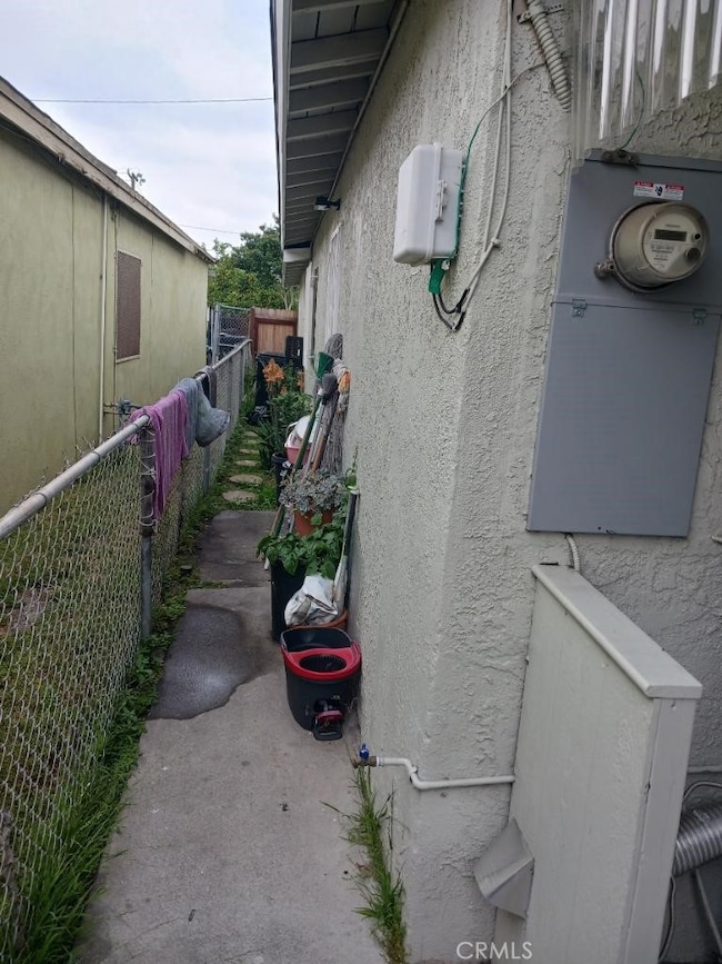 2156 E Nord St, Compton, CA 90222 - photo 3